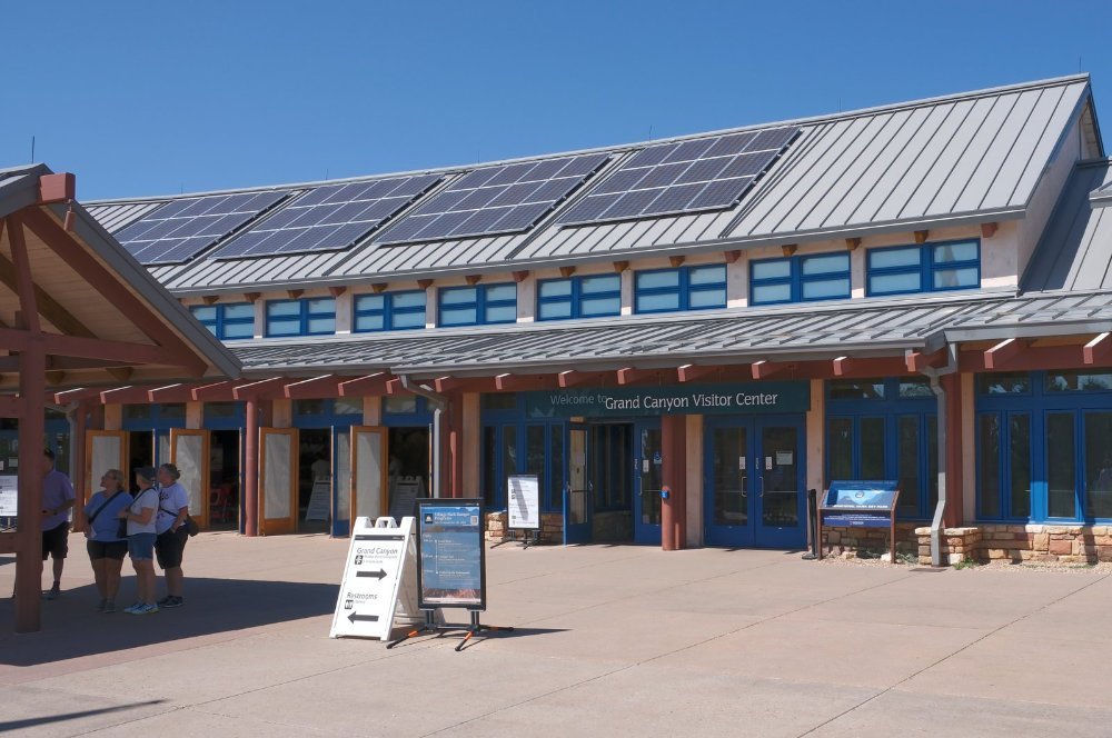 Grand-Canyon-Visitor-Center